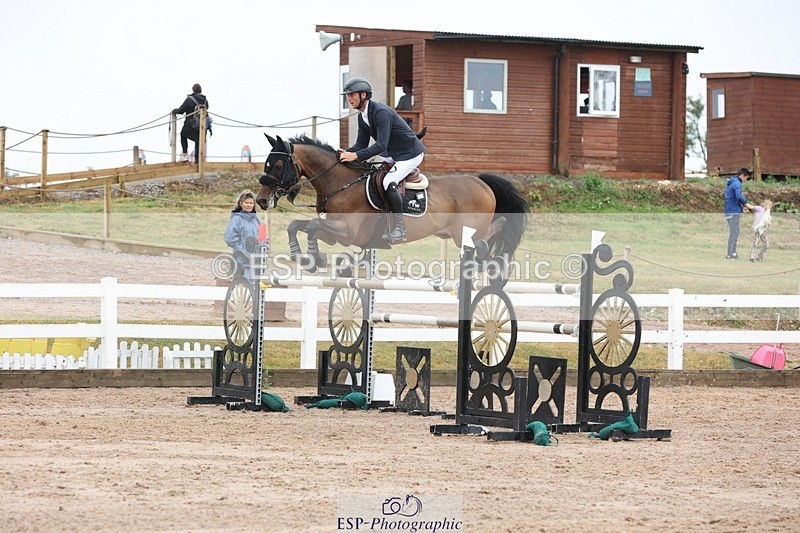 250717-151811-06371 - Cls 1, 3 Star Small Tour 14.30 to End