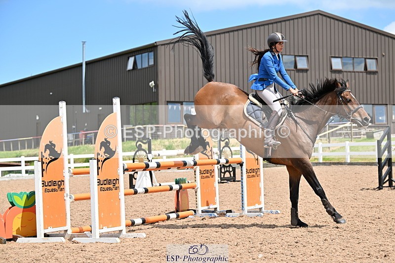 240605A-125012-00409 - Cls 3 Snr 1.05m Open