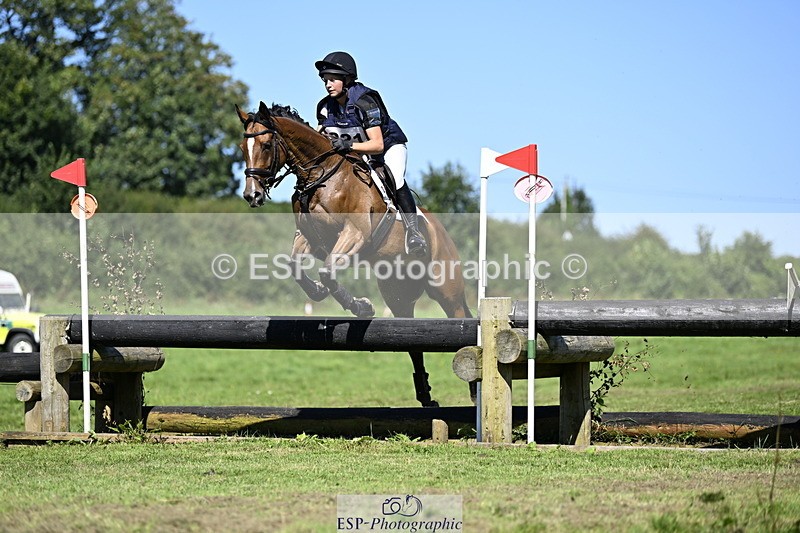 240811A-151533-05318 - 221-