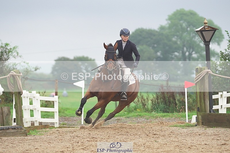 231017A-161900-07877 - Cls 31 Snr 1m Derby