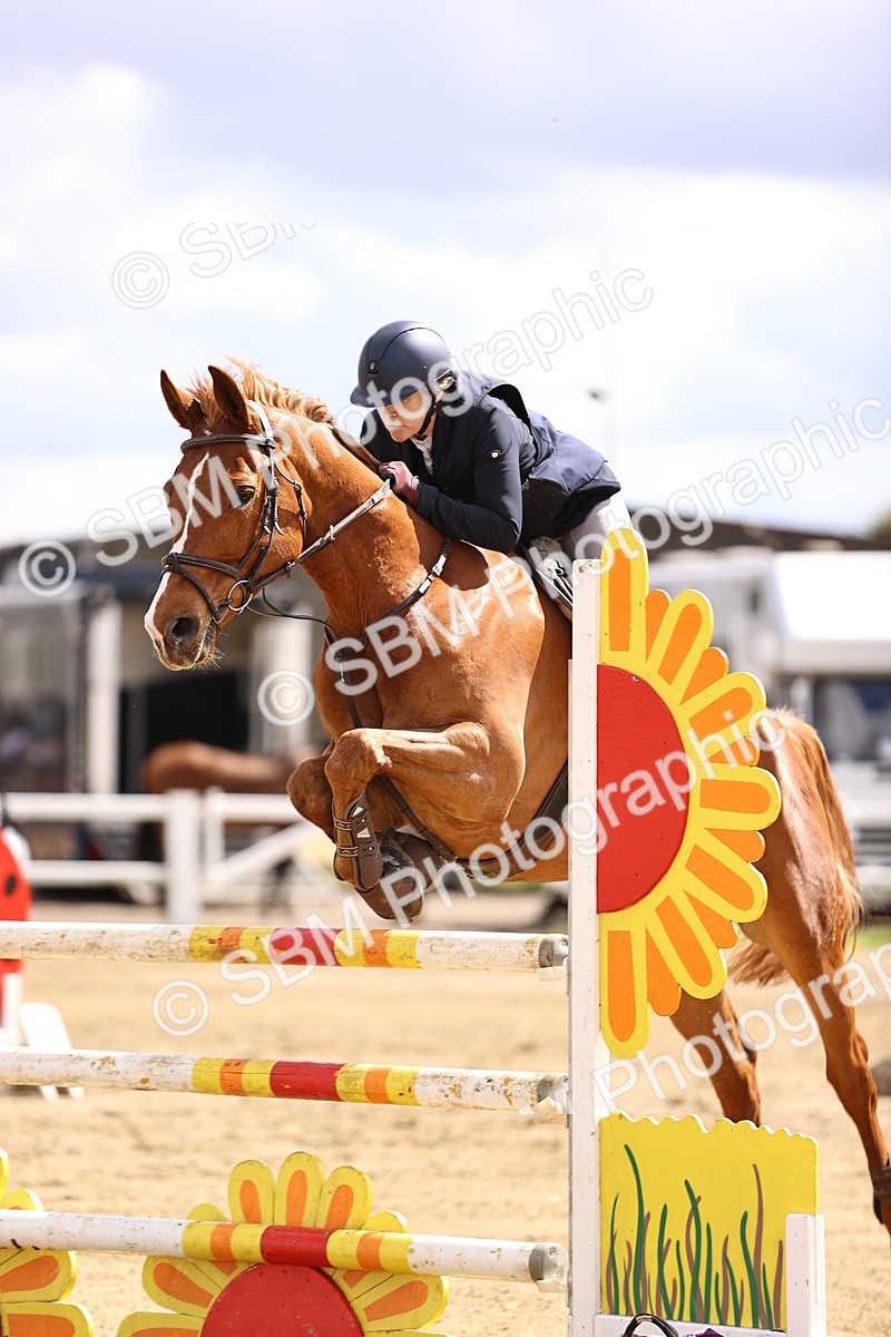 SBM_003941 - Class 17 - Senior Newcomers - 1.10m