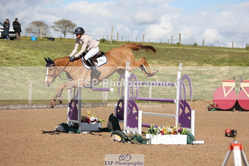 240419A-162337-09362 - Cls 10, 2 Star Big Tour 145cm  15.45 to 16.35 break