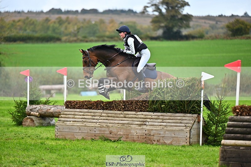 251025A-134152-20407 - F-475-Gracie.Stanbrook