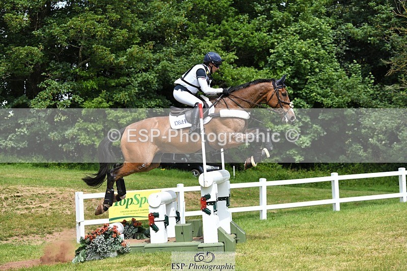 230528-141841-17842 - 474-LONDON_52-Laura_Collett-XC