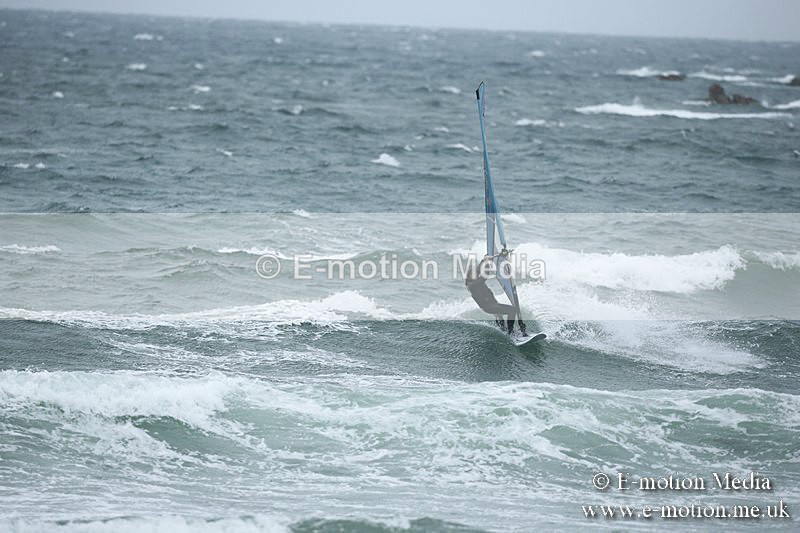 WS 150913-114 - Windsurfing