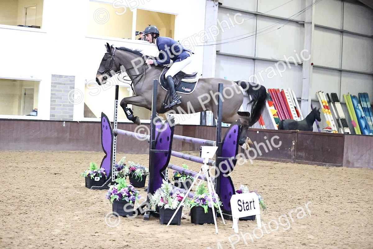 SBM_010243 - Class 25 - Equestrian Senior Foxhunter 1.20m