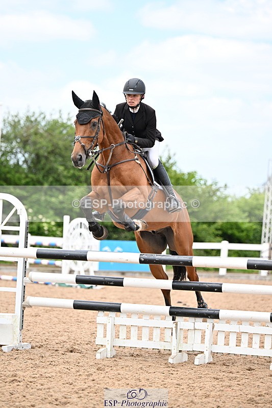 240605A-134011-00604 - Cls 3 Snr 1.05m Open