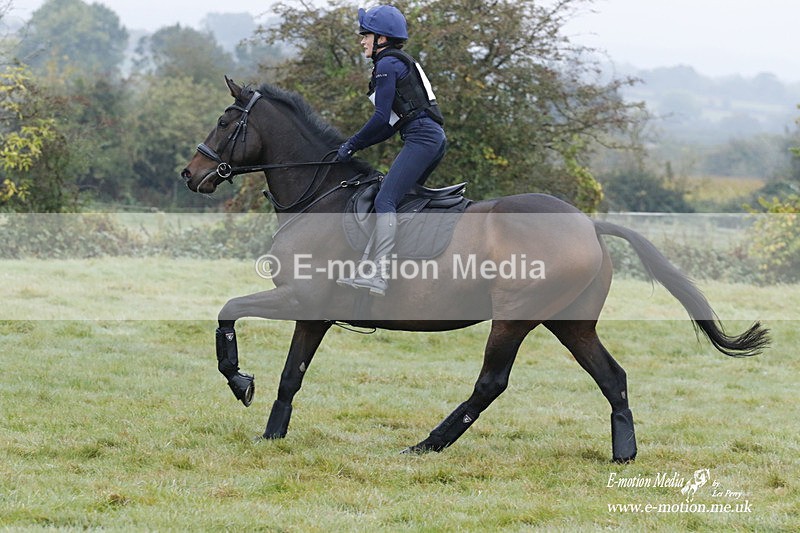 WWHT 171021 0263 - Novice Restricted (0.80m)  17/10/21