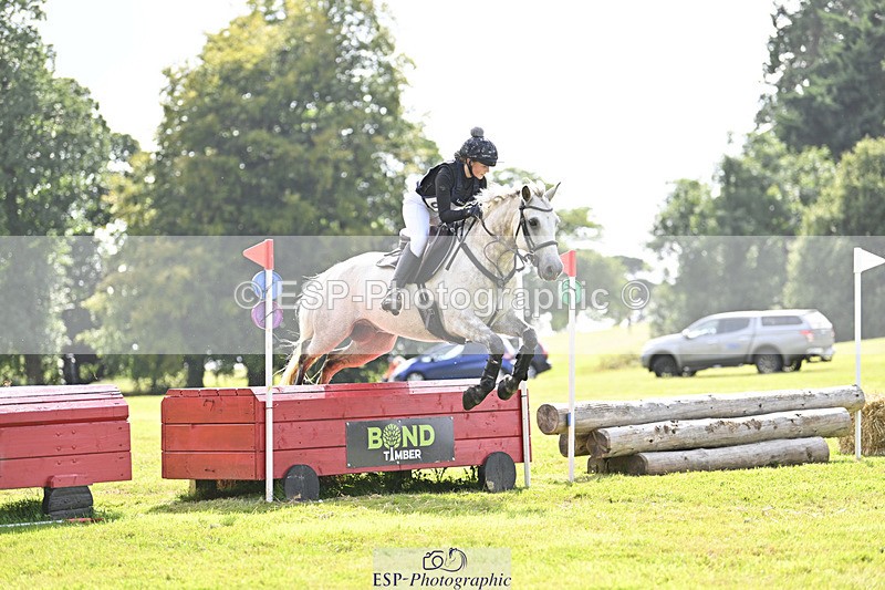 240825X-150105-35351 - 80cm XC 14.30 to 15.30