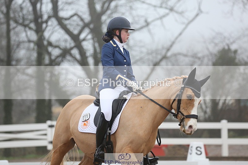 240217A-083025-00013 - 216-Olivia.Luscombe-Rosewater.Chamonix