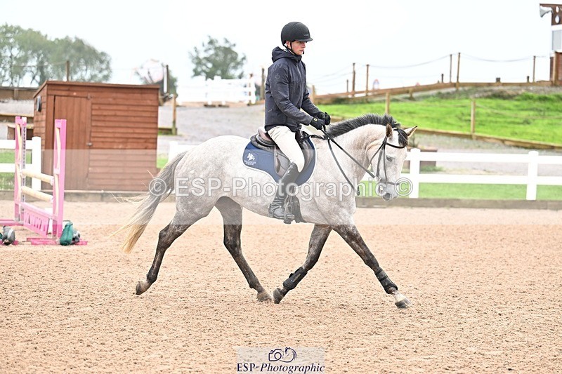 250917-100343-00002 - Clear Round