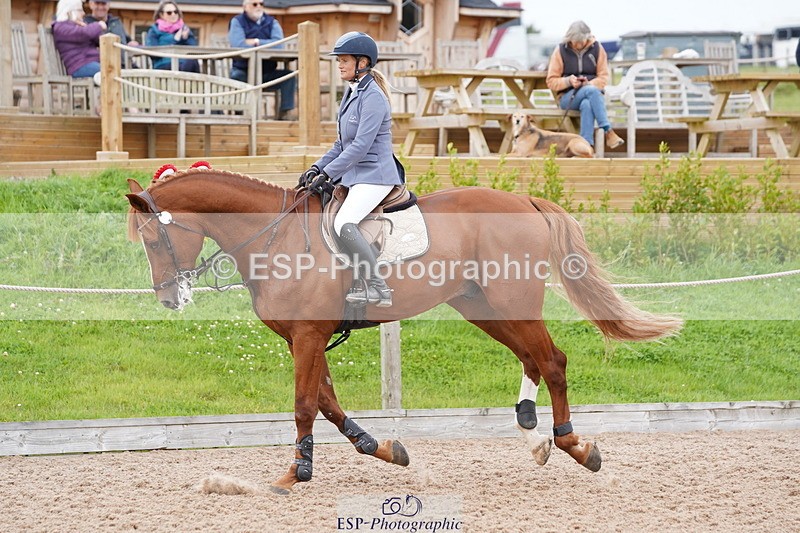 240915A-152300-10883 - Cls 28 Chard Sept GP Jump Off