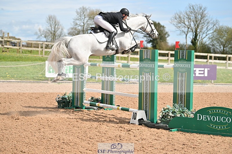 240418A-144342-04509 - Cls 9, 2 Star Big Tour 1.40m