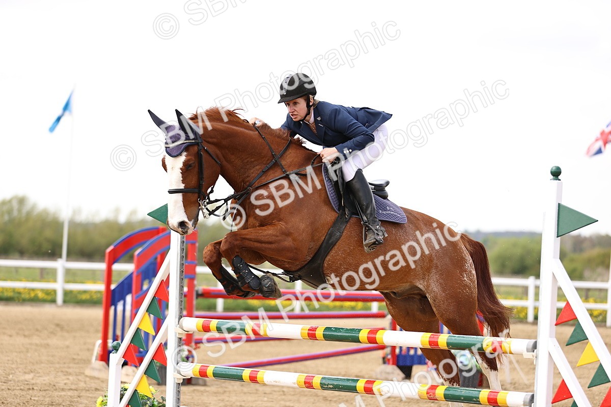 SBM_002366 - Class 11 - Senior newcomers - 1.10m