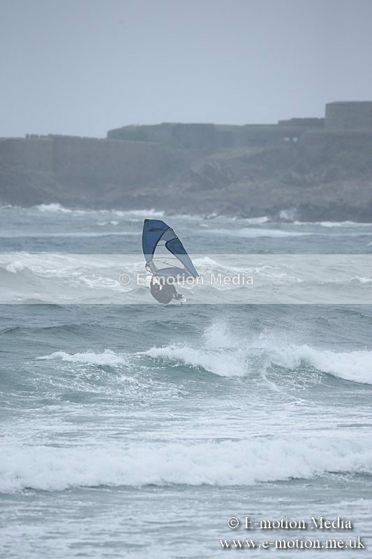 WS 150913-259 - Windsurfing