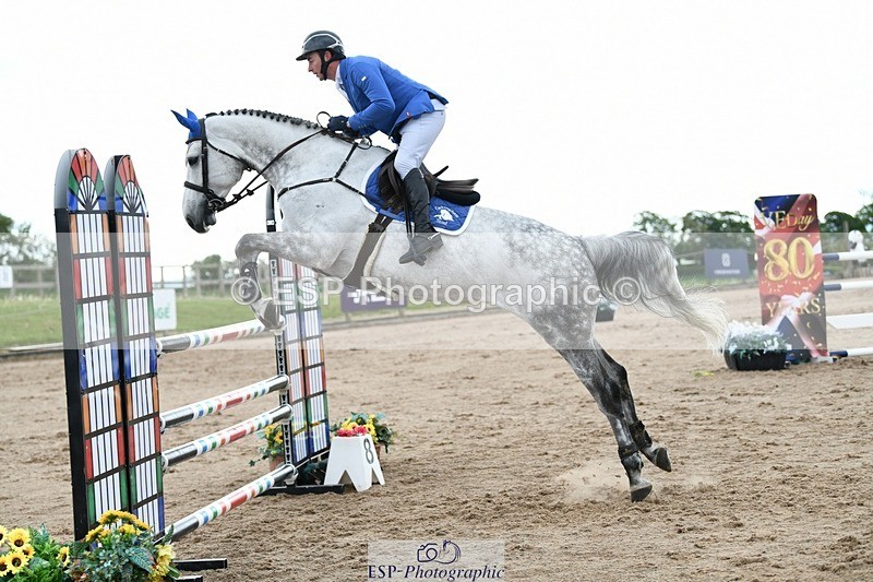 250508-101909-01055 - Cls 1 Snr Foxhunter