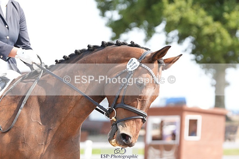 250817-114142-08863 - 058-Abigail.RousellMister.Cadbury