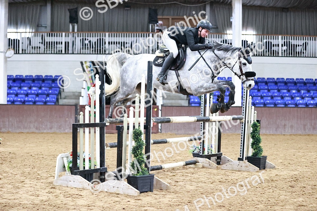 SBM_002507 - Class 10 - Senior newcomers 1.10m