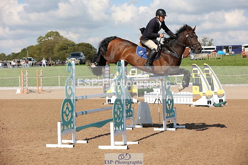 230915A-144033-02693 - Cls 5 National 1.40m