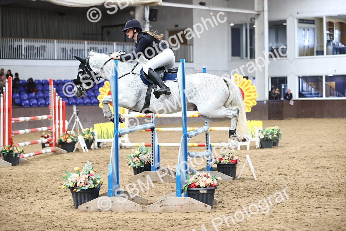 SBM_003008 - Class 13 - Blue Chip Pony Newcomers 1.00m Open
