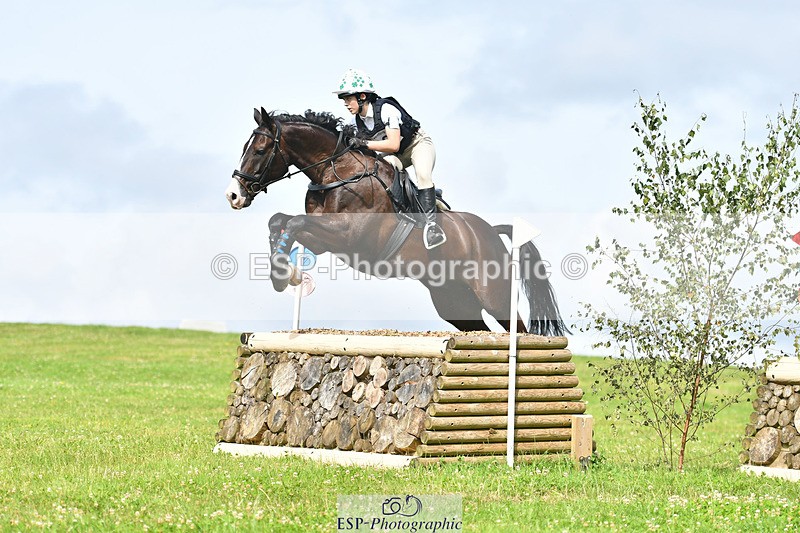 240804-103459-10409 - 403-Alana_Harries-THE_KNIGHT