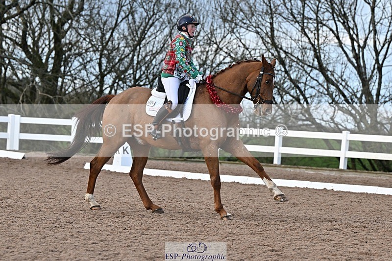 241214-150821-03113 - 137-Tyler.Bradshaw-Gijsbert