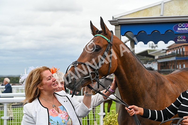 250824-Race 3-Blueandtangerine-2152 - Race 3