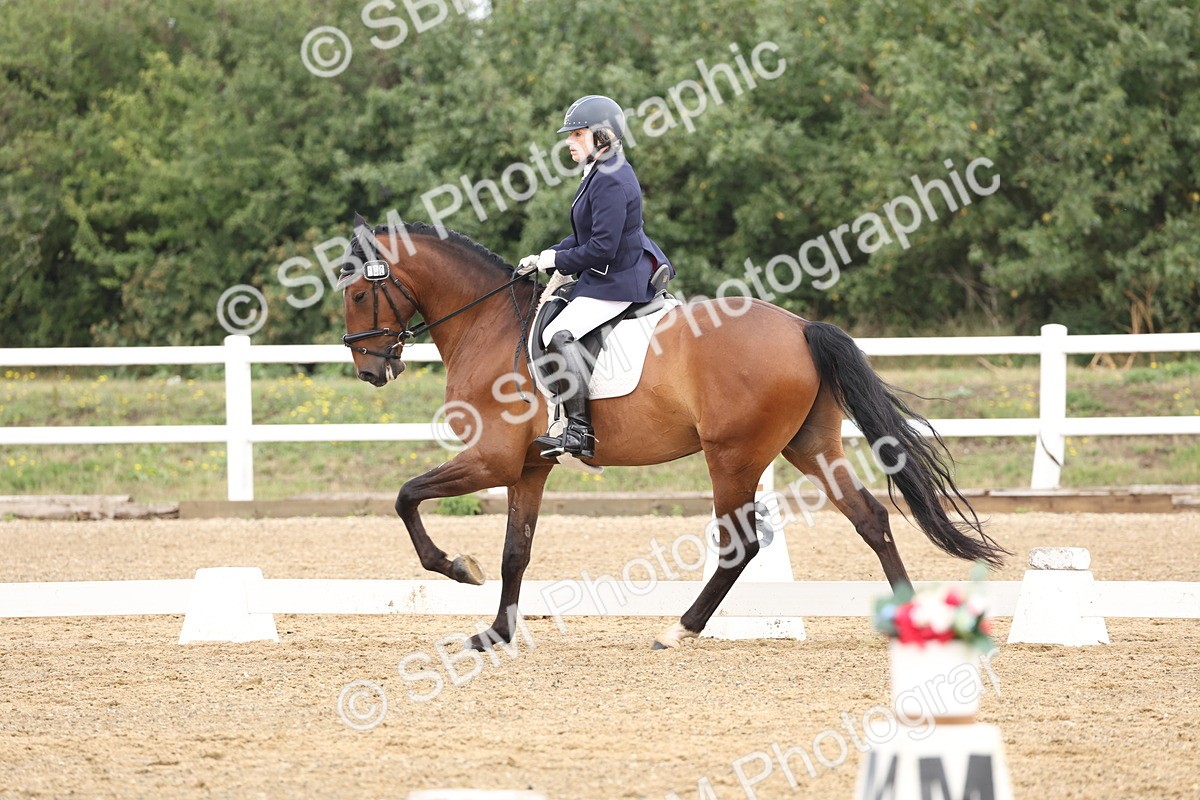 SBM_005777 - Class 6 - Novice 6 - 10.26-11.29