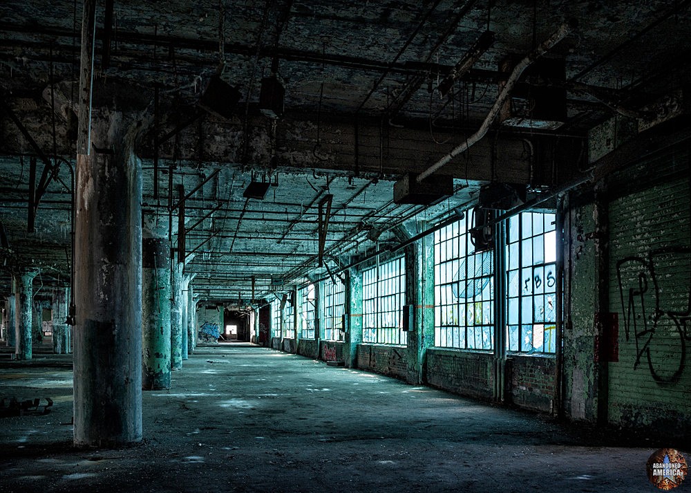 Fisher Body Plant 21 (Detroit, MI) | Blue light - Fisher Body Plant 21