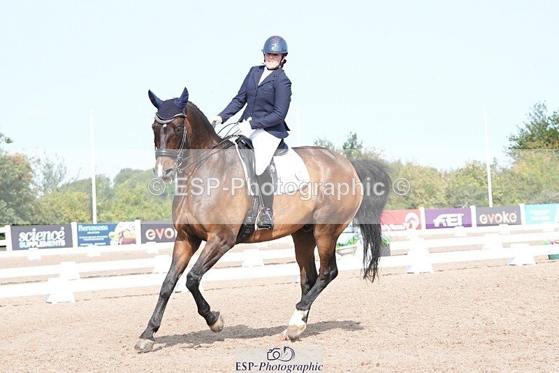 250815-101501-00375 - 008-Deborah.NewmanLegolas