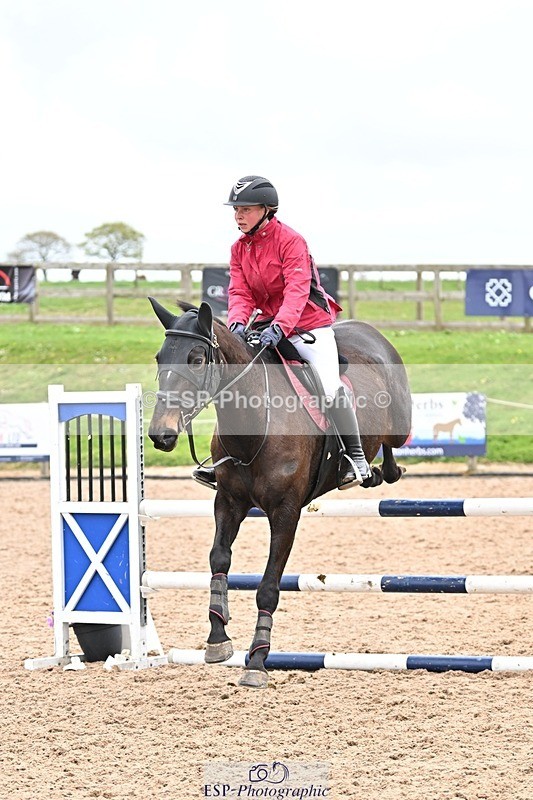 250414-115041-00702 - 1m Round 1