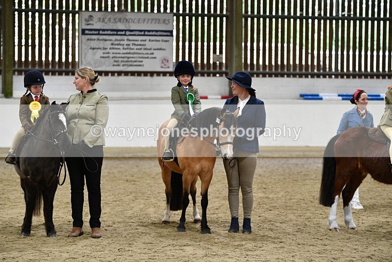 WJ5_7123 - Class 10 Childs Pony