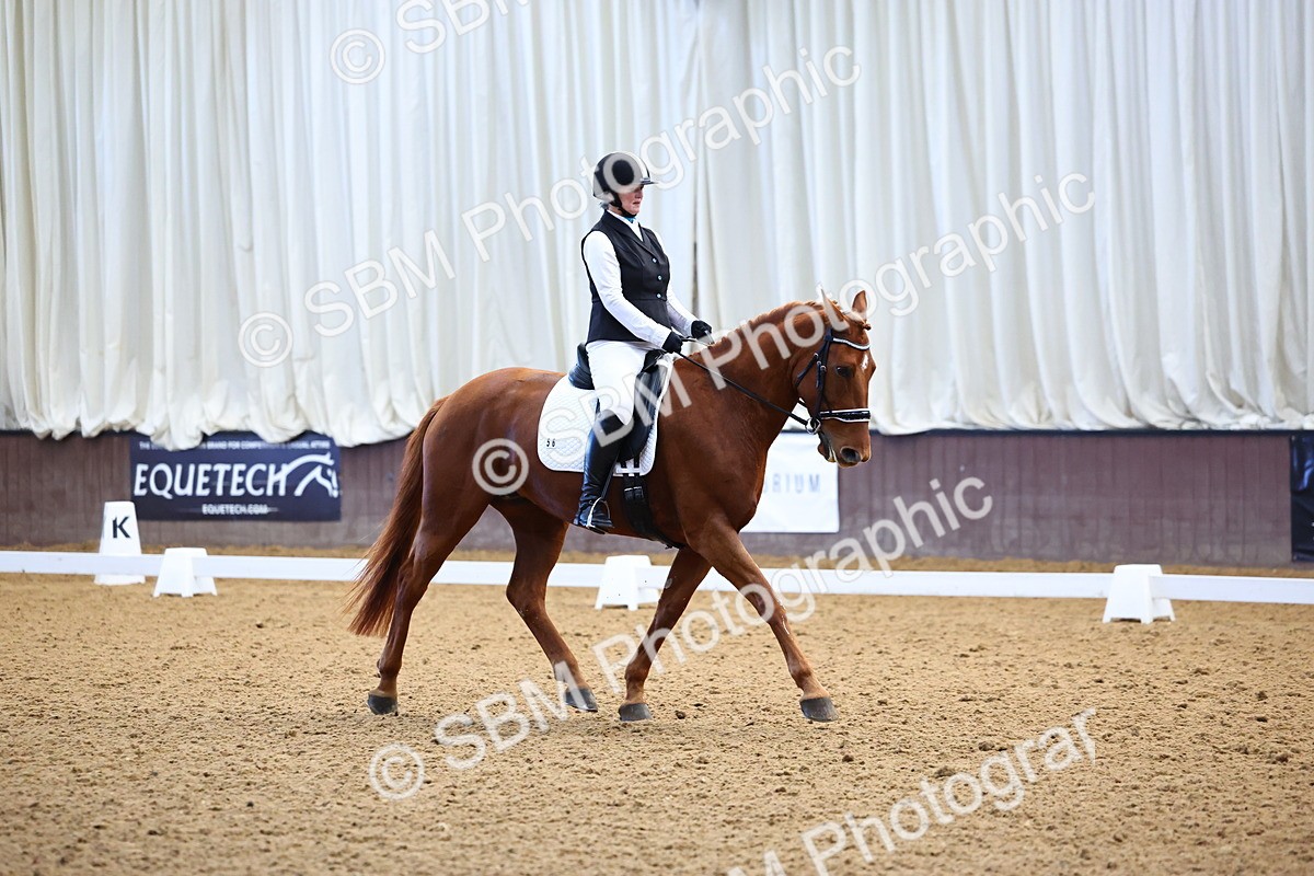 SBM_003739 - Class 14-15 - Novice 5 Novice 6