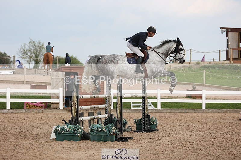 250509-172108-09253 - Cls 24 Snr Newcomers