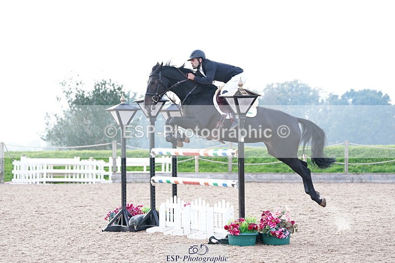 241004A-160514-02742 - Fri 05 Nat 1.30m & 1.40m Open