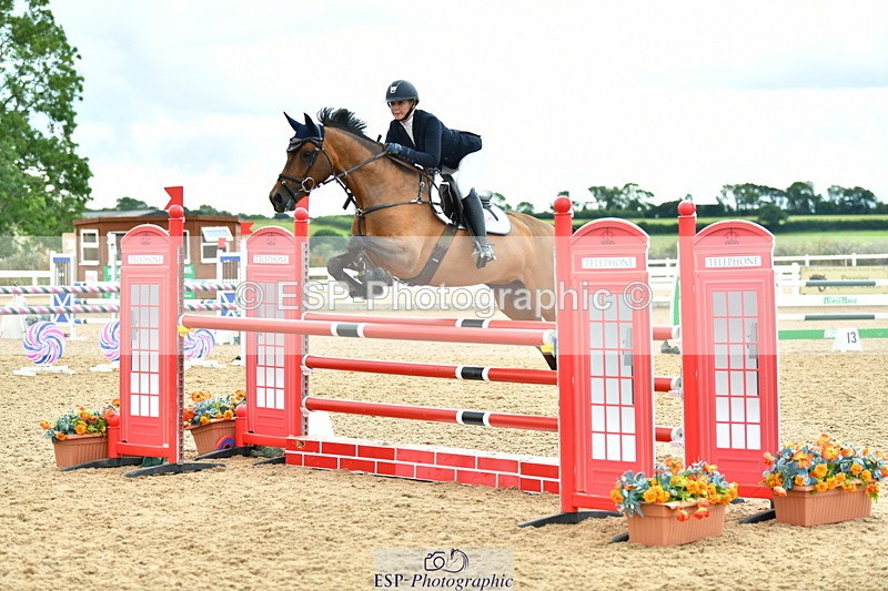 230721A-130638-06450 - Cls 14, 1 Star Bronze 1.10m