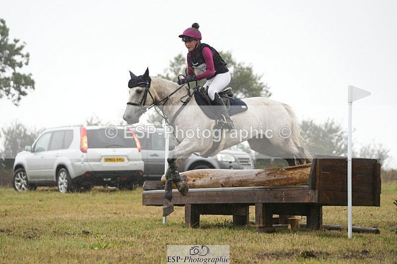 250830-151449-03984 - F-274-Isabella.Bonney