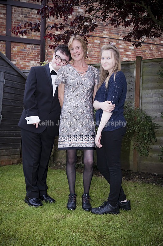 2KJS8946 - Chris on Prom night, (Marianne)