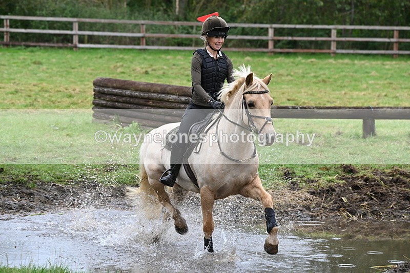 WJ6_7263 - Time at Photographer 13:23 to 13:49