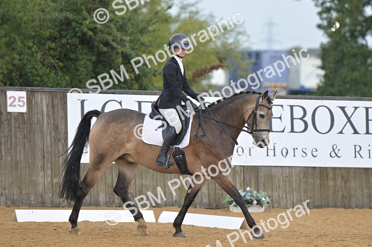 SBM_00483 - D2 - Small Tour Championship Intro 2