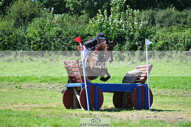 240811A-150902-05675 - 223-