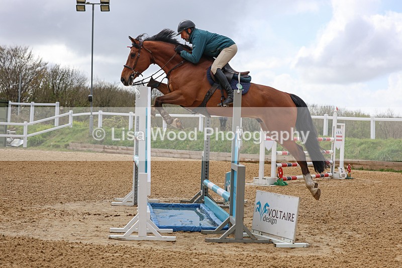 3E7A2458 - Class 9: Senior 1.30m open