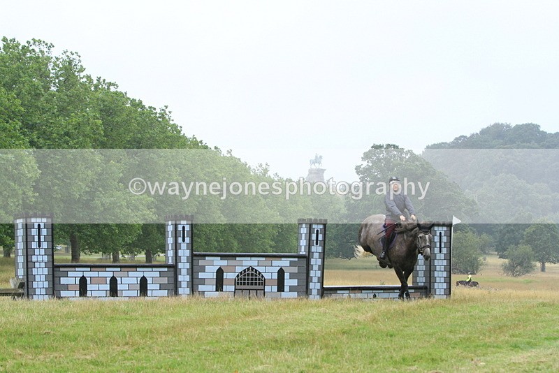 IMF_1515 - Time at Castle Jump 09:18 to 10:15