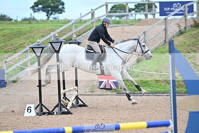 240813-163747-00266 - Classes 3A&B & 4 70cm