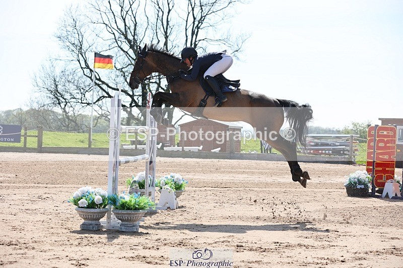 250427-150355-18044 - Cls 12 - 2 Star Big Tour GP Jump Off and Presentations