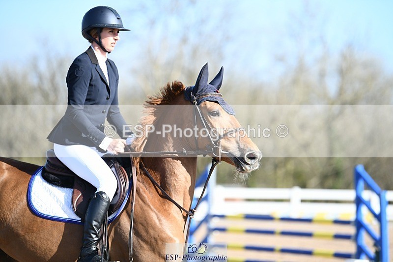 250330-095859-05949 - Cls 32 British Novice and 90cm