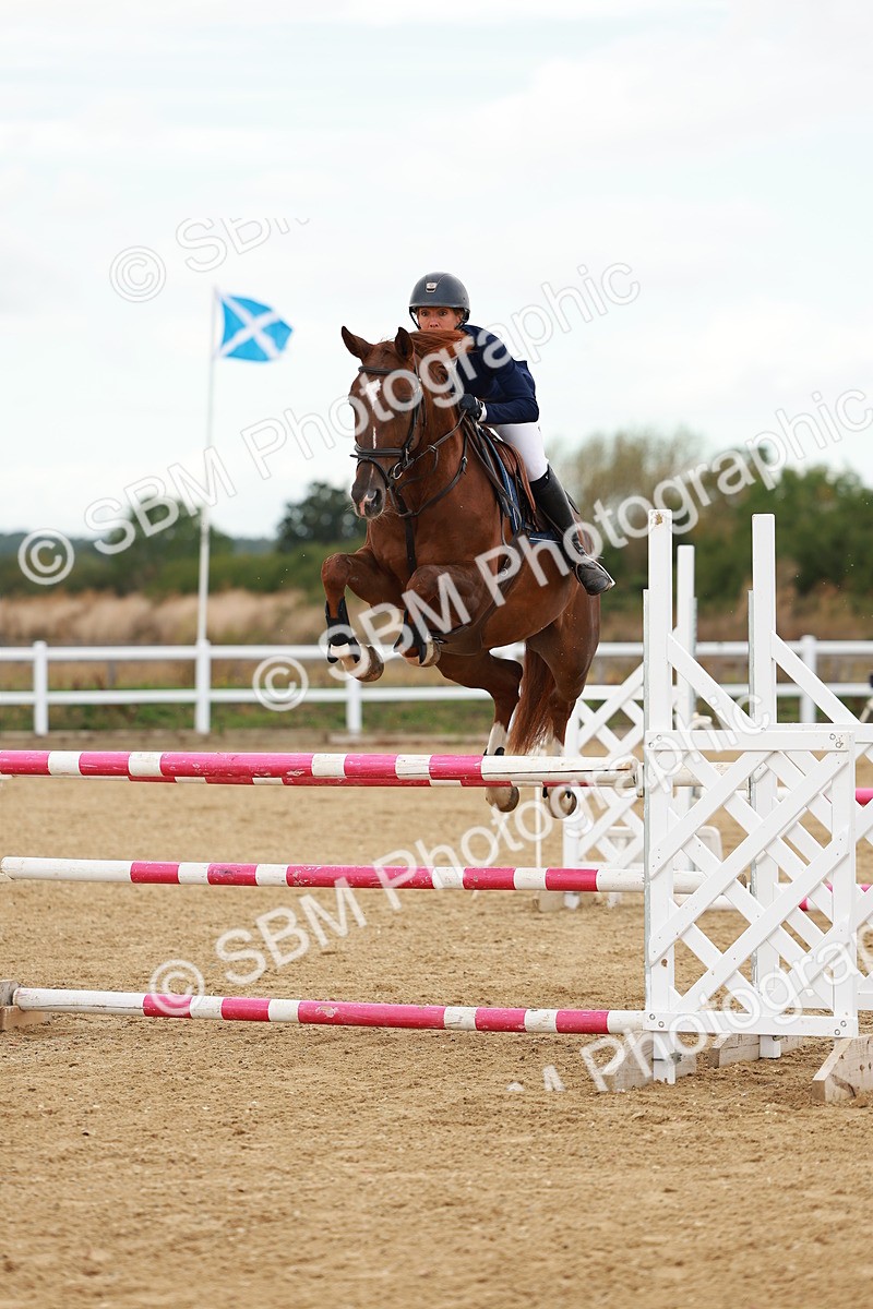 SBM_001422 - Class 4 - Senior Newcomers - 1.10m