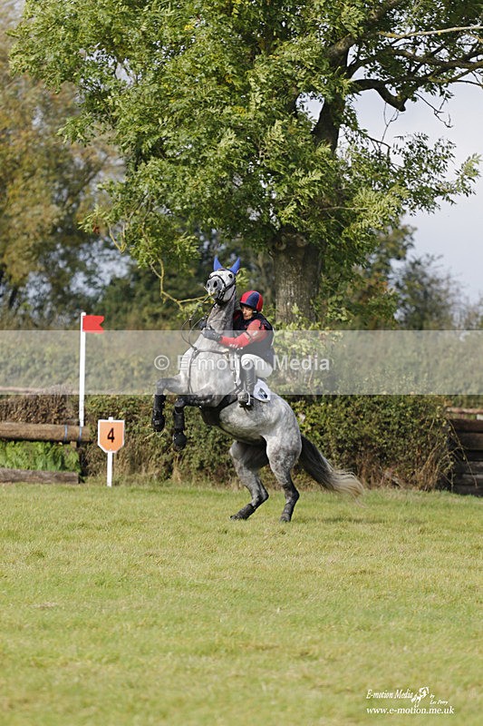  WWHT 171021 2979 - Intermediate (0.90m)  17/10/21