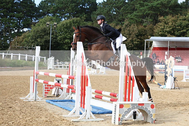 3E7A0524 - Class 13: Senior Newcomers/1.10m open