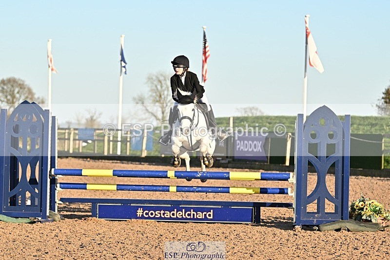 250401-184057-00748 - 80cm Classes